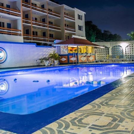 Montego Hotel Montego Bay Exterior foto